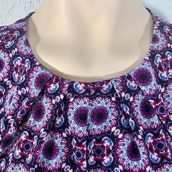 3/$30 - Jones New York Kaleidoscope Top Sz M - Picture 5 of 9